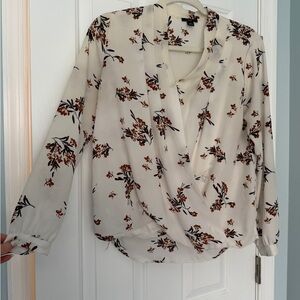Ann Taylor Factory Petite Floral Wrap Blouse | XS Petite